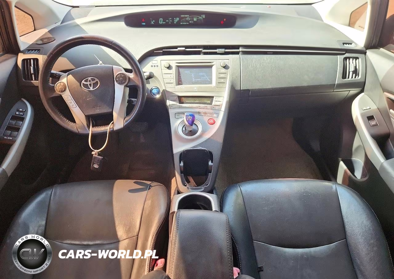 2012 Toyota Prius Four VIN:JTDKN3DU4C1535713 - 8