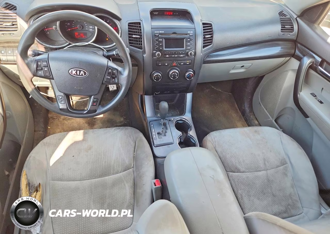 2011 Kia Sorento Lx VIN:5XYKTDA21DG327630 - 8