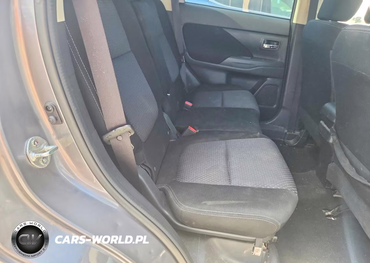 2018 Mitsubishi Outlander Se VIN:JA4AZ3A35JJ005253 - 11