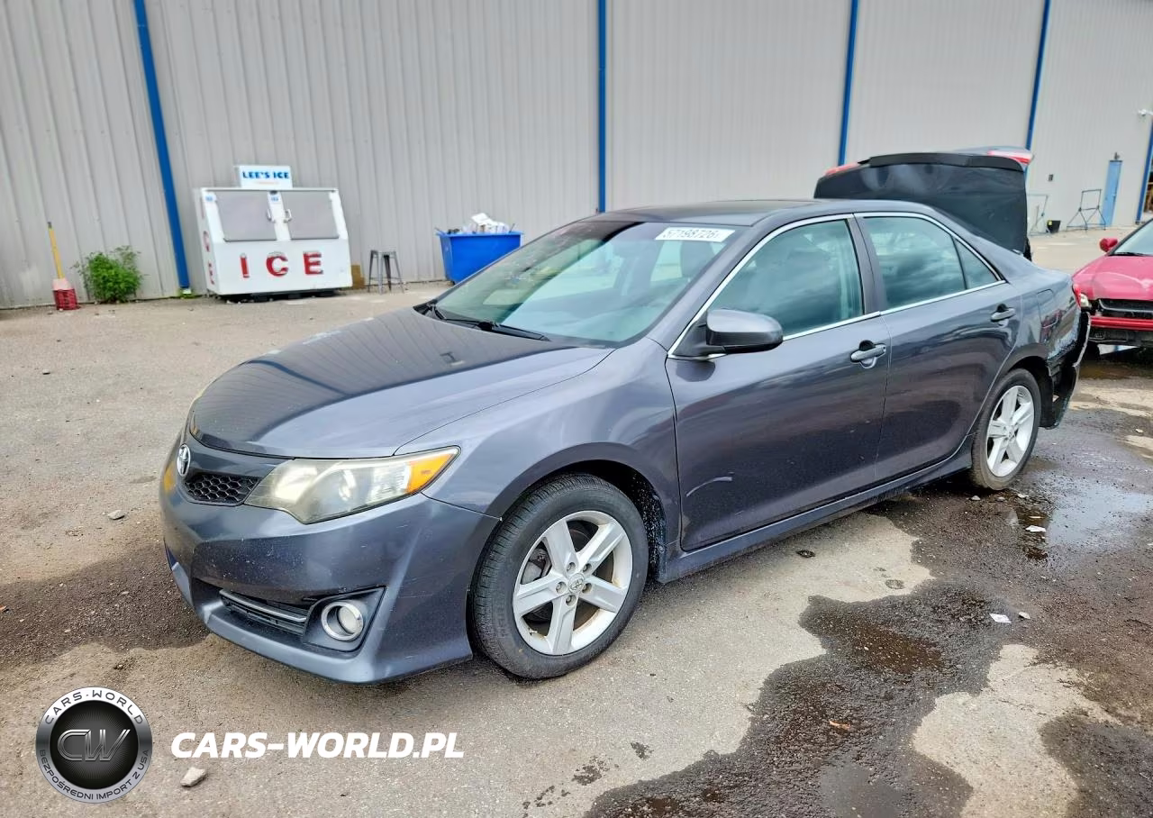 2012 Toyota Camry Se – zdjęcie 1 z 12