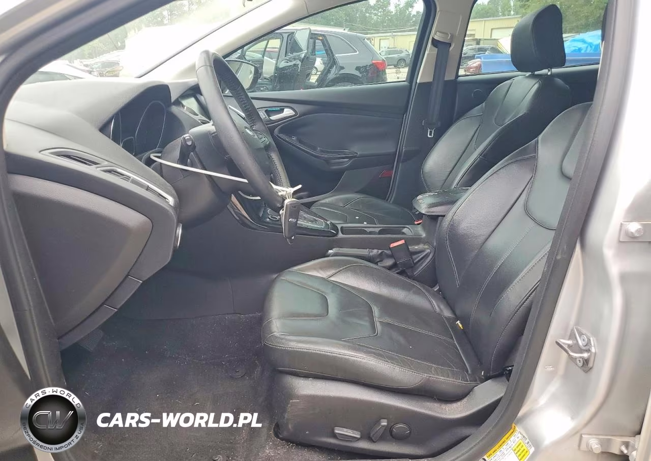 2015 Ford Focus Titanium VIN:1FADP3N28FL248132 - 7