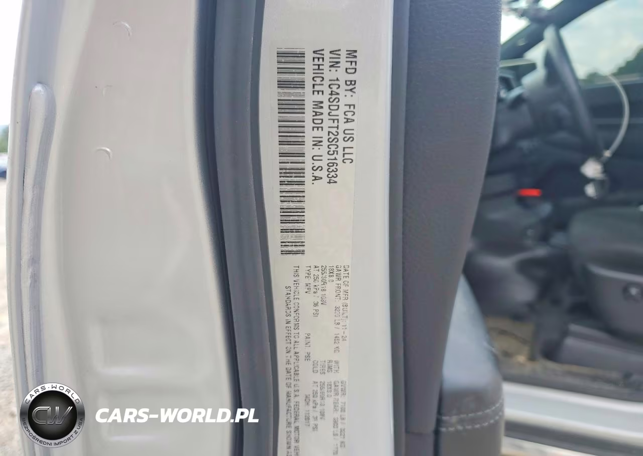 2025 Dodge Durango Pursuit VIN:1C4SDJFT2SC516334 - 13