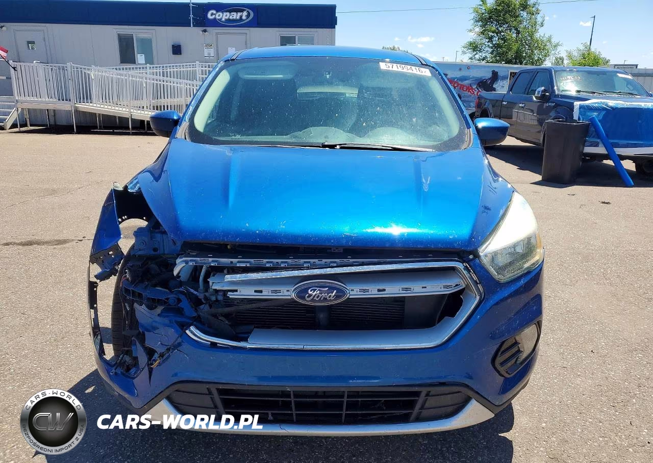 2017 Ford Escape Se VIN:1FMCU9GD9HUC26147 - 5