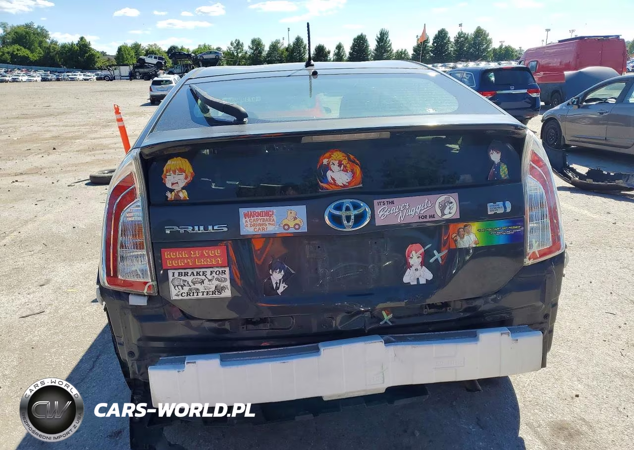 2013 Toyota Prius Two VIN:JTDKN3DUXD5568421 - 6