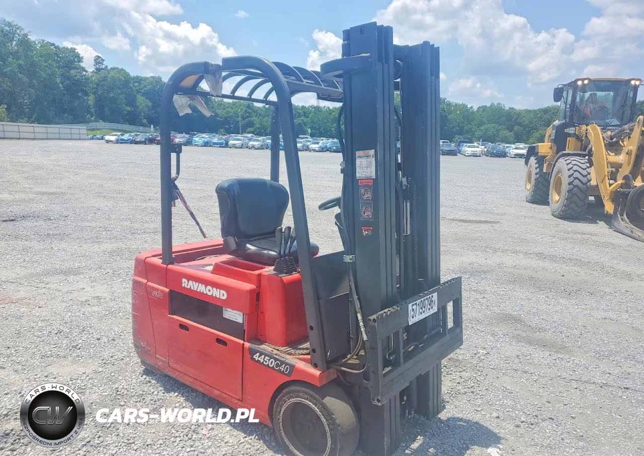 2000 Raymond Construction Equipment