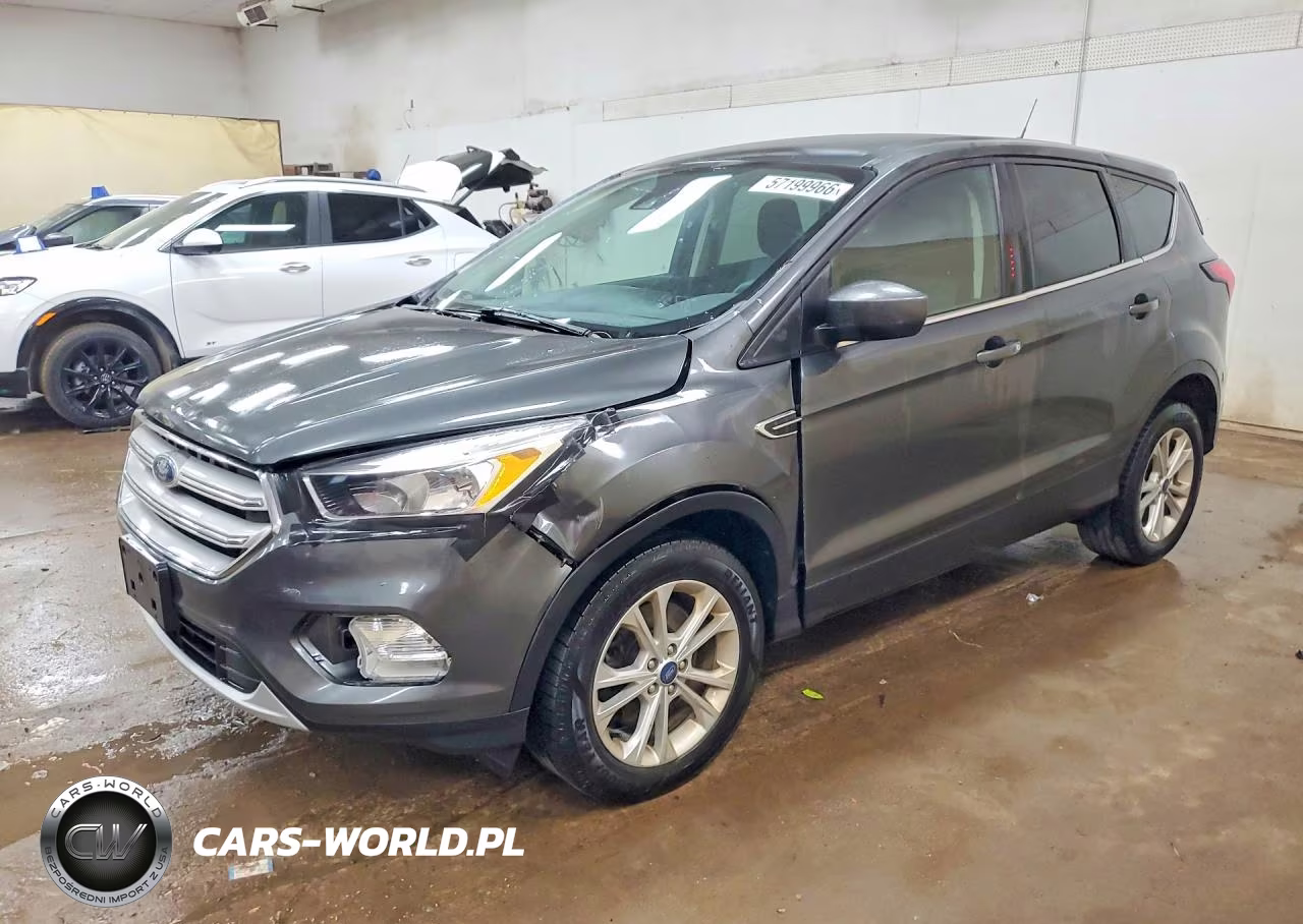 2019 Ford Escape Se VIN:1FMCU9GD5KUB82123 - 1