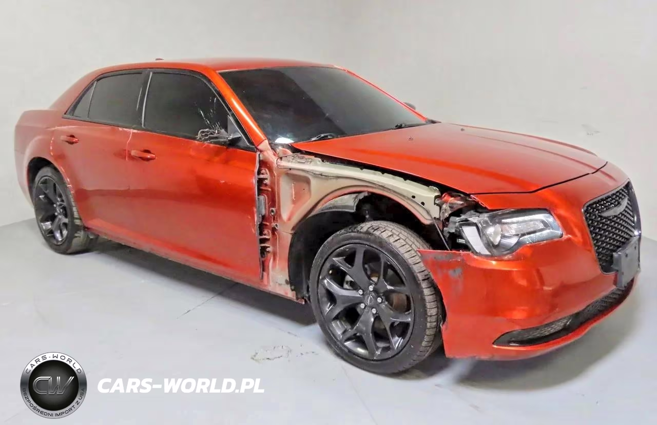 2021 Chrysler 300 Touring – zdjęcie 1 z 10