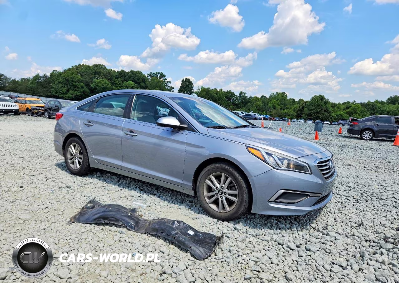 2017 Hyundai Sonata Se VIN:5NPE24AF6HH540767 - 4