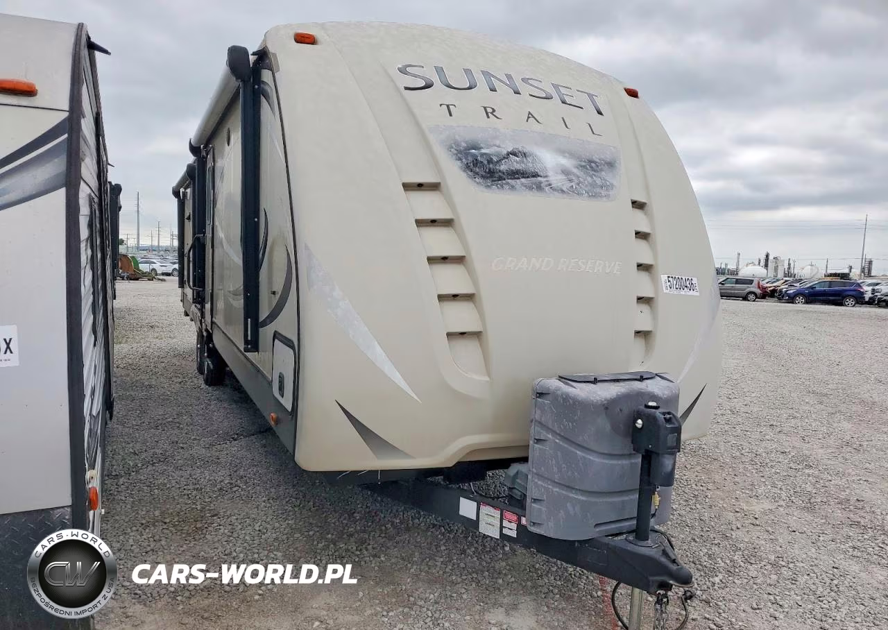 2016 Crossroads Sunset Trail Camper