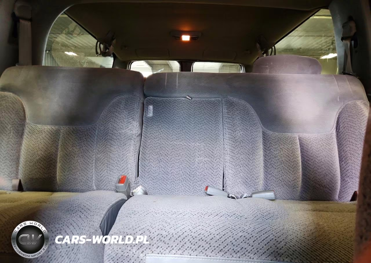 1997 Chevrolet Suburban K1500 VIN:1GNFK16RXVJ364113 - 10