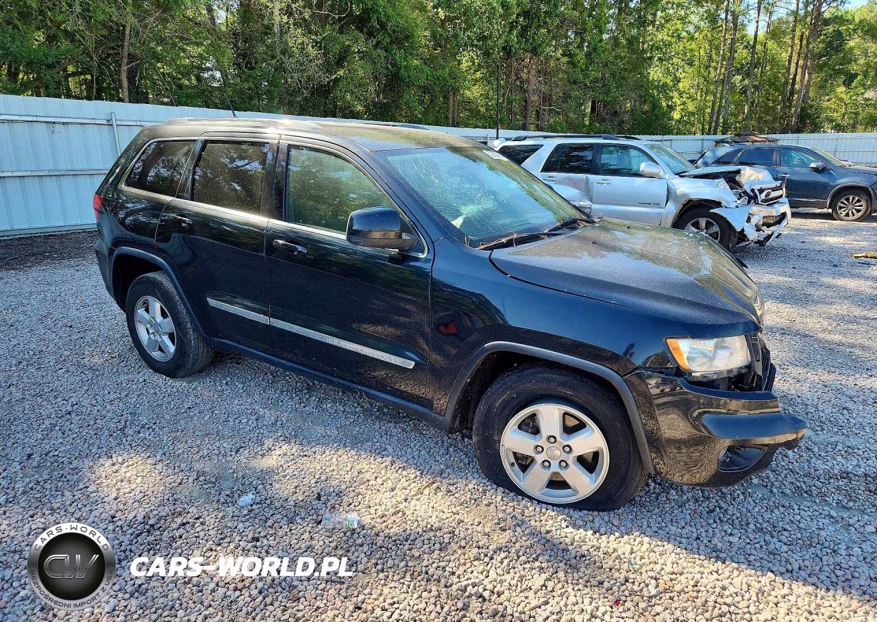 2013 Jeep Grand Cherokee Laredo VIN:1C4RJEAG4DC569435 - 4