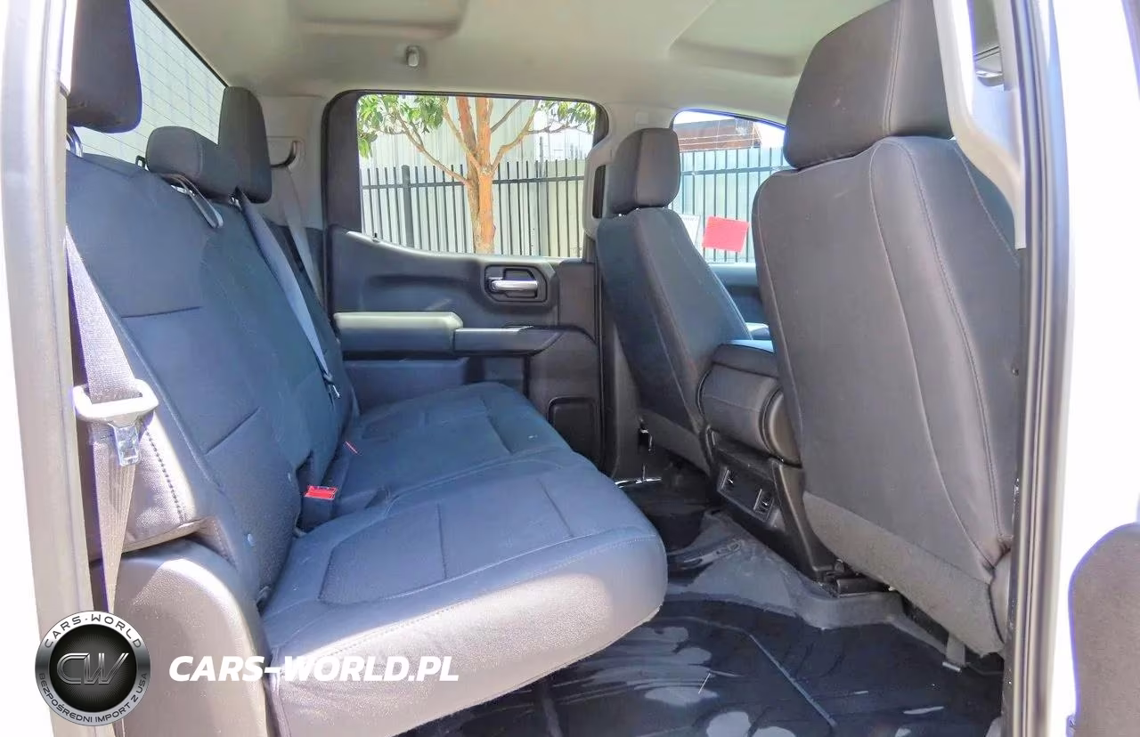 2019 Chevrolet Silverado K1500 Trail Boss Custom VIN:3GCPYCEF1KG148419 - 6