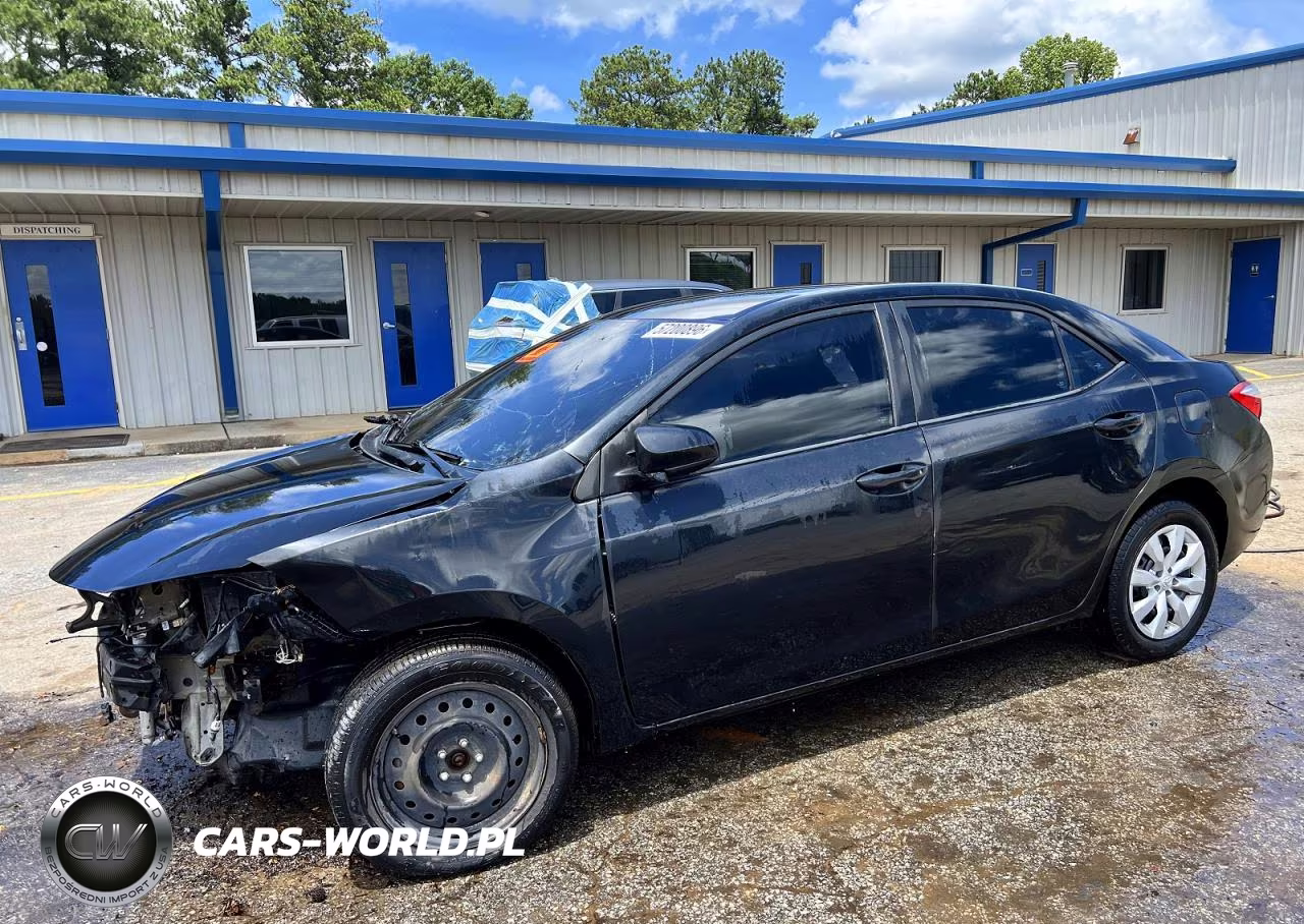 2015 Toyota Corolla Le – zdjęcie 1 z 12