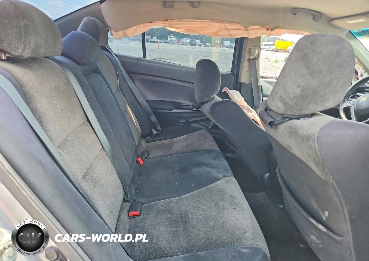 2010 Honda Accord Lxp VIN:1HGCP2F44AA185102 - 10