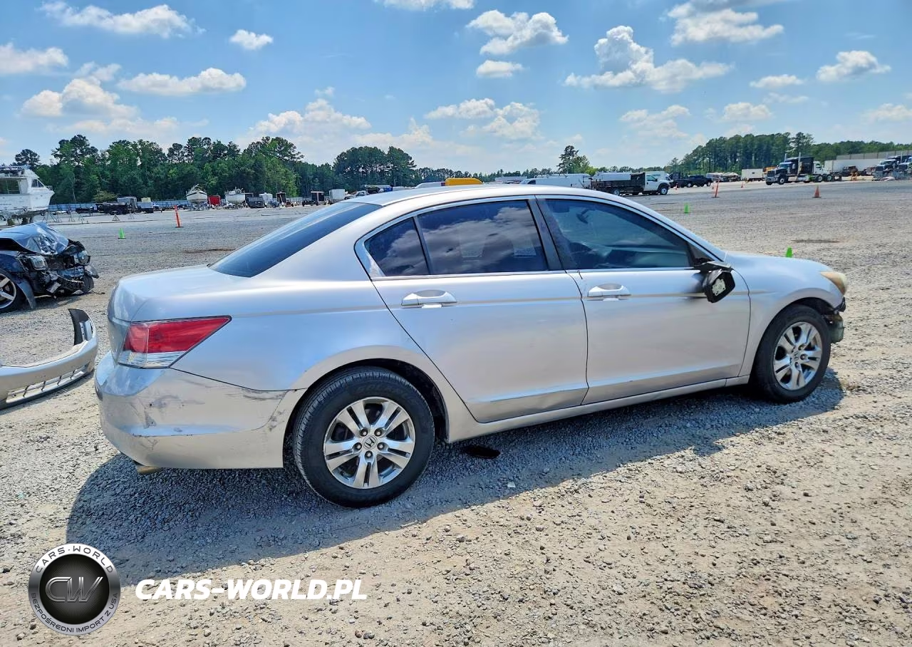 2010 Honda Accord Lxp VIN:1HGCP2F44AA185102 - 3