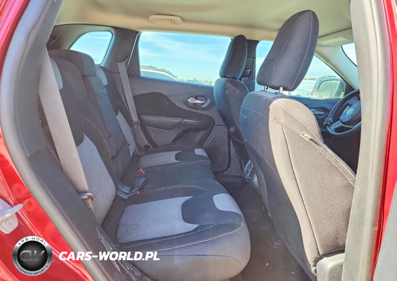 2014 Jeep Cherokee Sport VIN:1C4PJLAB8EW249647 - 11