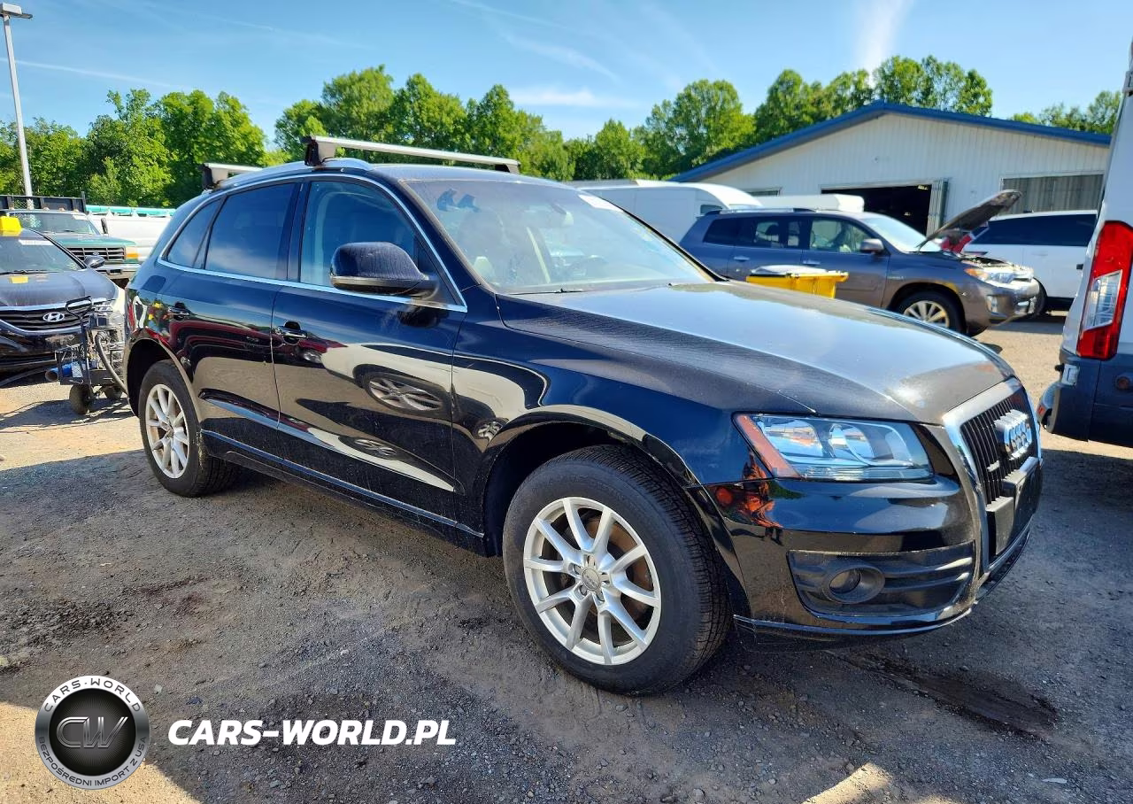 2010 Audi Q5 Premium VIN:WA1CKAFP3AA077792 - 4