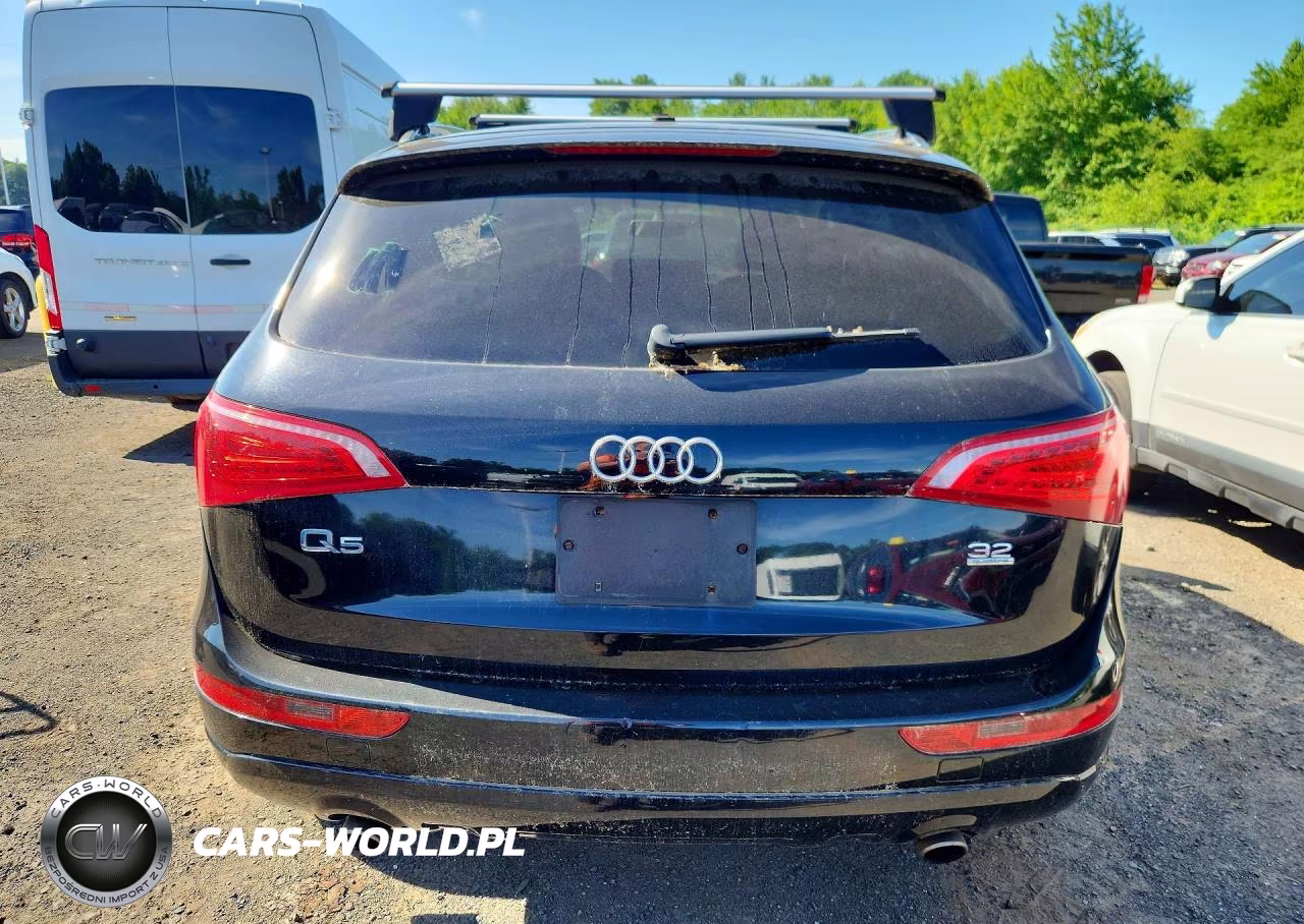 2010 Audi Q5 Premium VIN:WA1CKAFP3AA077792 - 6