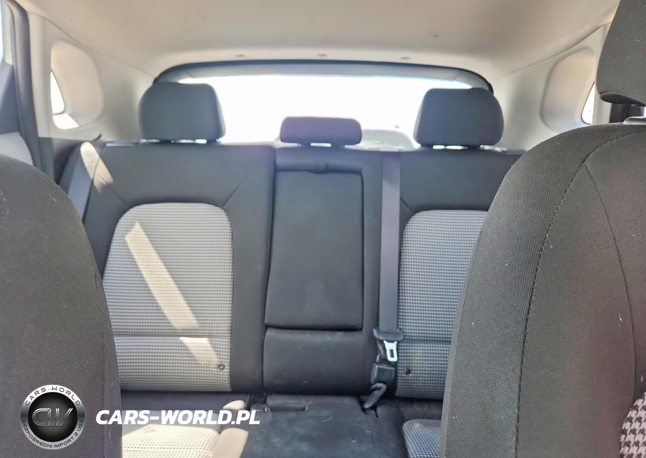 2020 Hyundai Kona Se VIN:KM8K12AA4LU595842 - 10
