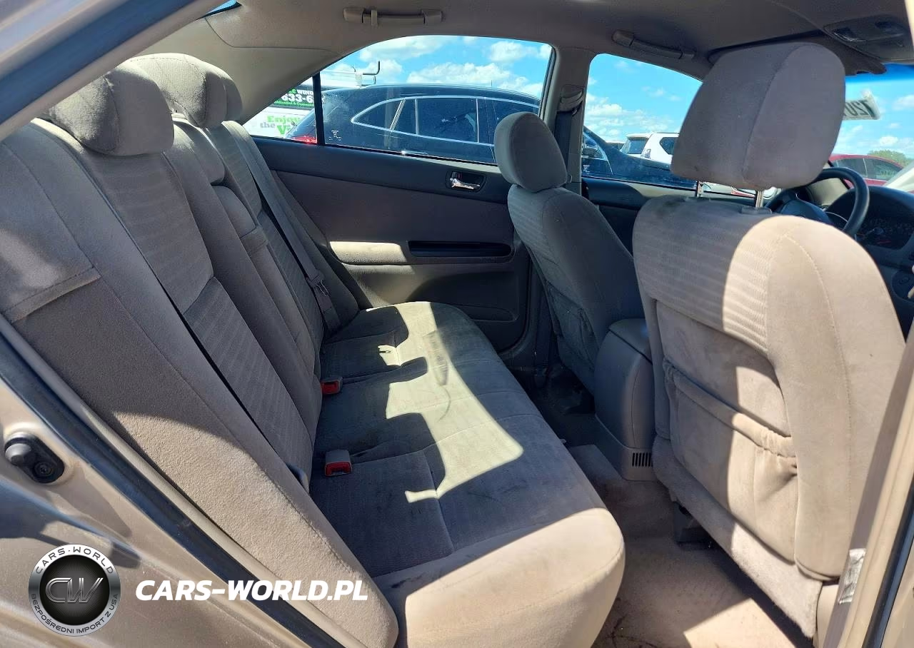 2005 Toyota Camry Le VIN:4T1BE32K85U023452 - 10