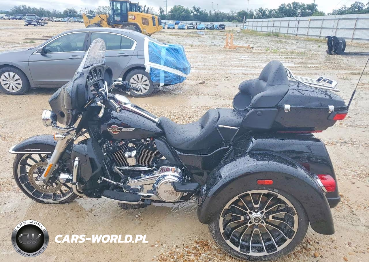 2025 Harley-Davidson Flhtcutg VIN:1HD1MAF1XSB854918 - 3