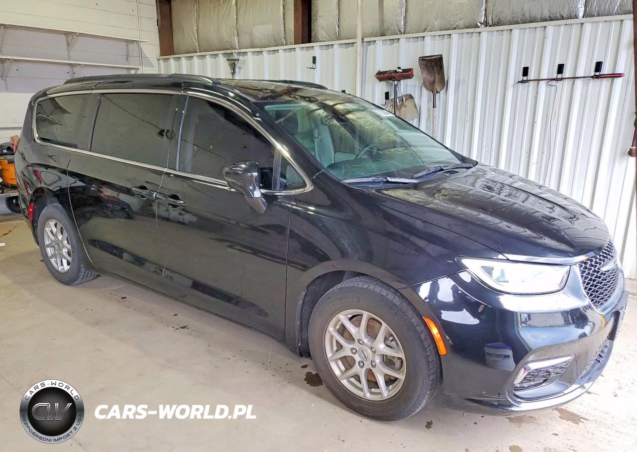 2022 Chrysler Pacifica Touring L VIN:2C4RC1BG3NR212953 - 4