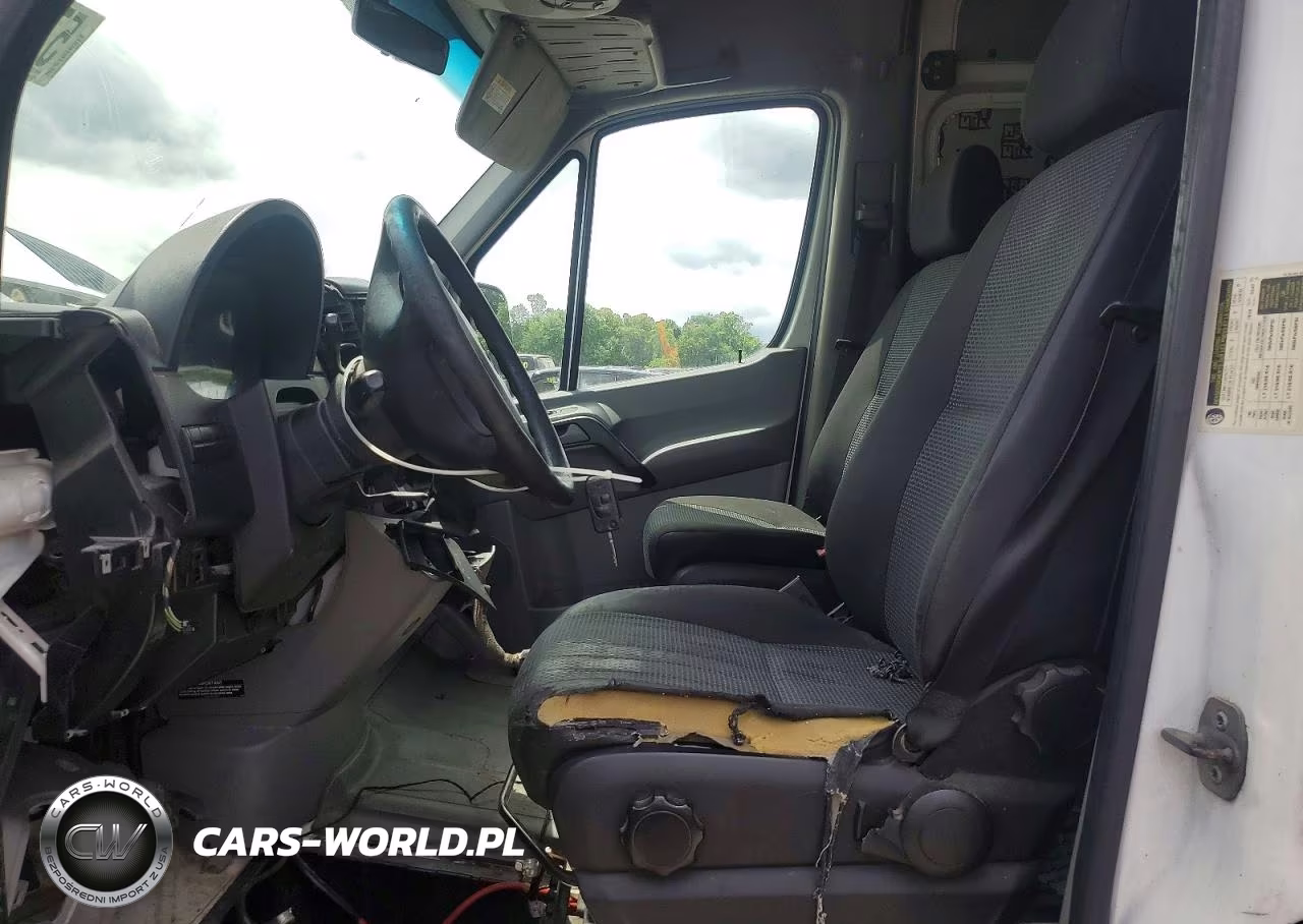 2010 Mercedes Benz Sprinter 3500 Delivery Van VIN:WD3PF4CCXA5424942 - 7