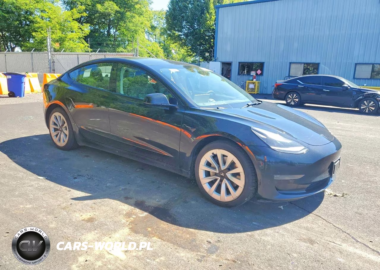 2022 Tesla Model 3 VIN:5YJ3E1EA4NF371726 - 4