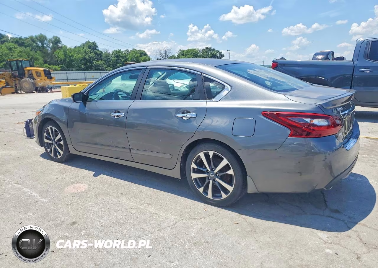 2017 Nissan Altima 2.5 Sr VIN:1N4AL3AP8HC137101 - 2