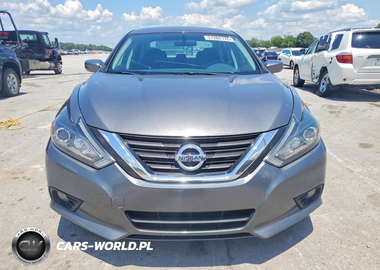 2017 Nissan Altima 2.5 Sr VIN:1N4AL3AP8HC137101 - 5