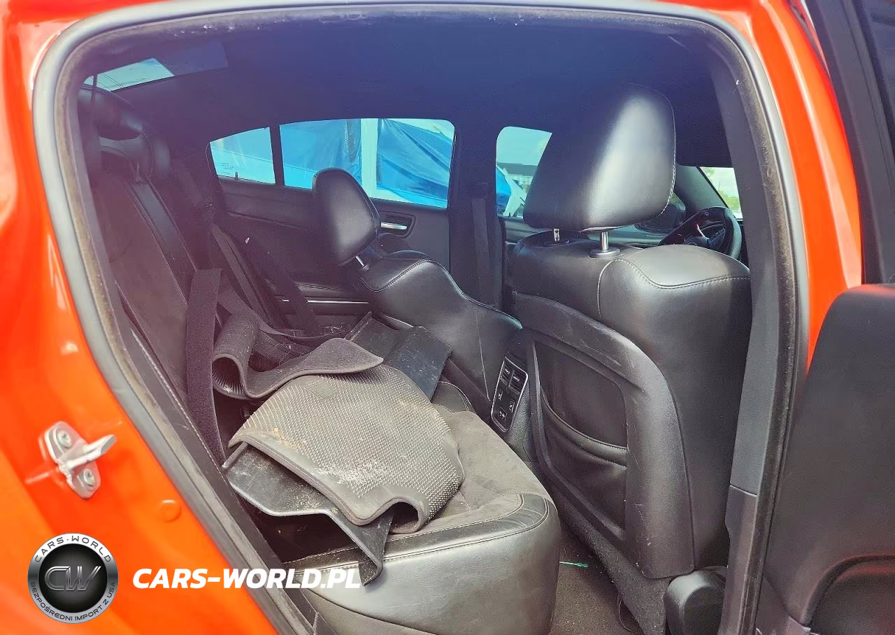 2019 Dodge Charger Scat Pack VIN:2C3CDXGJ4KH558994 - 10