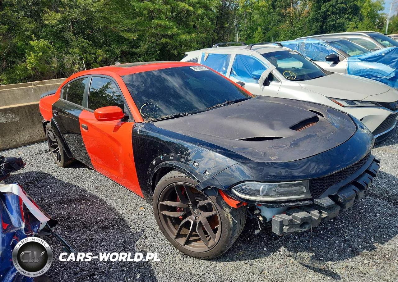 2019 Dodge Charger Scat Pack VIN:2C3CDXGJ4KH558994 - 4