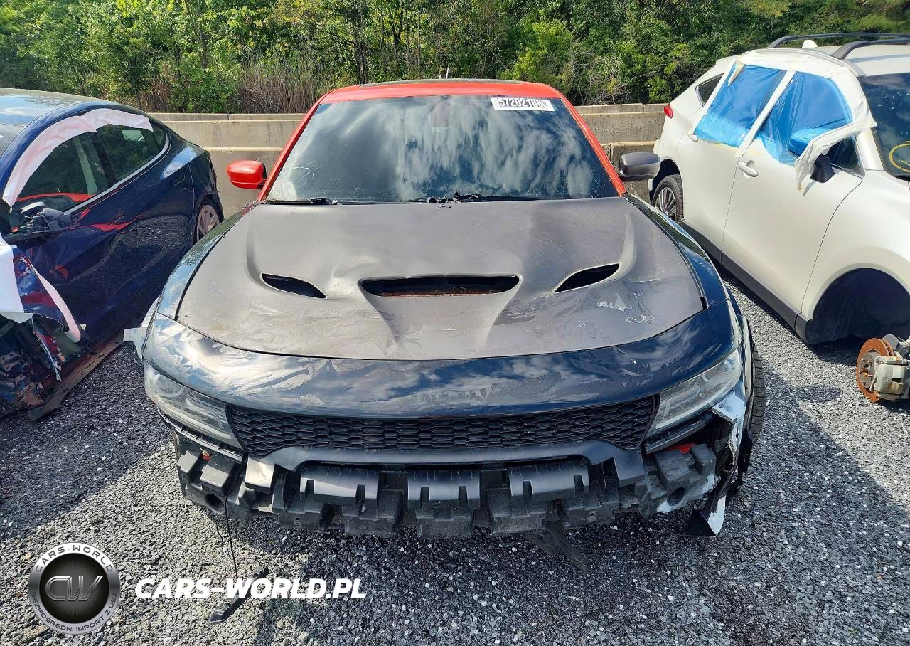 2019 Dodge Charger Scat Pack VIN:2C3CDXGJ4KH558994 - 5