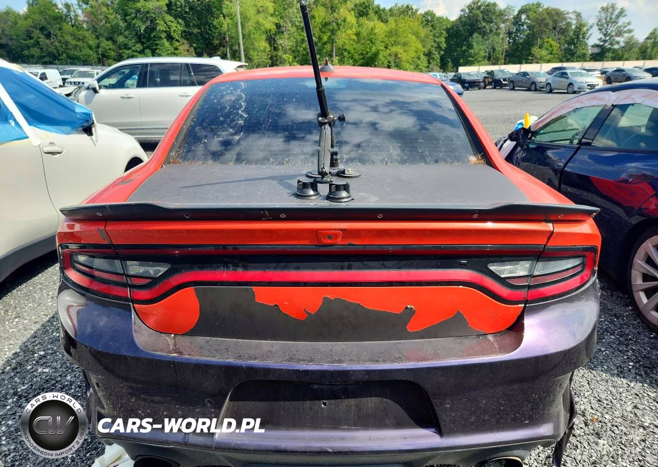 2019 Dodge Charger Scat Pack VIN:2C3CDXGJ4KH558994 - 6