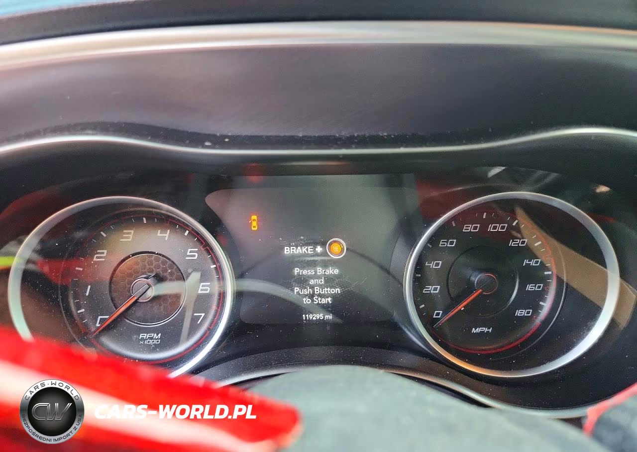 2019 Dodge Charger Scat Pack VIN:2C3CDXGJ4KH558994 - 9