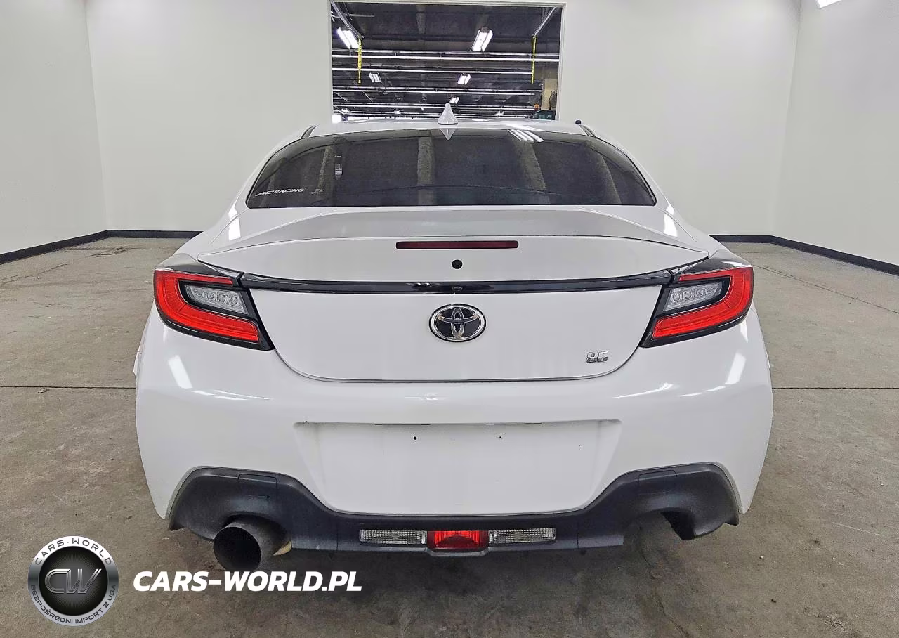 2025 Toyota Gr 86 Premium VIN:JF1ZNBE15S9752013 - 6
