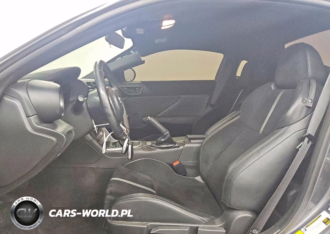 2025 Toyota Gr 86 Premium VIN:JF1ZNBE15S9752013 - 7