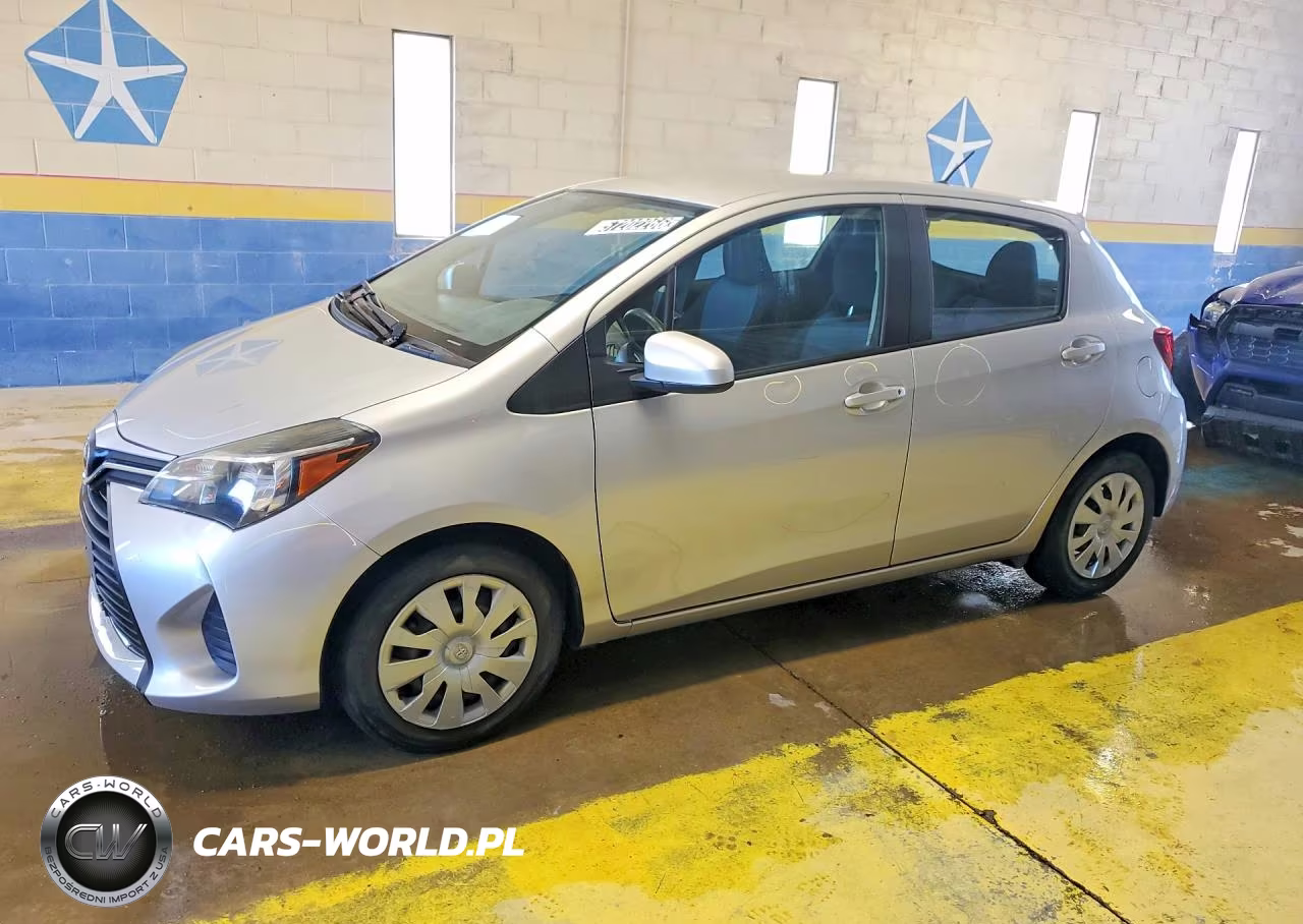 2016 Toyota Yaris 5-Door L – zdjęcie 1 z 13