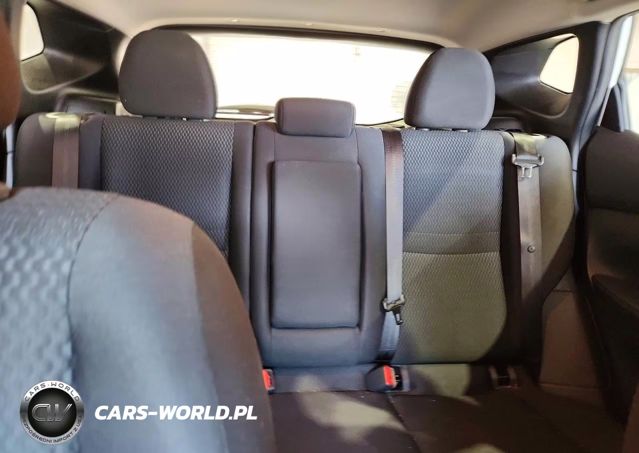 2019 Nissan Rogue Sport S VIN:JN1BJ1CR6KW330847 - 10