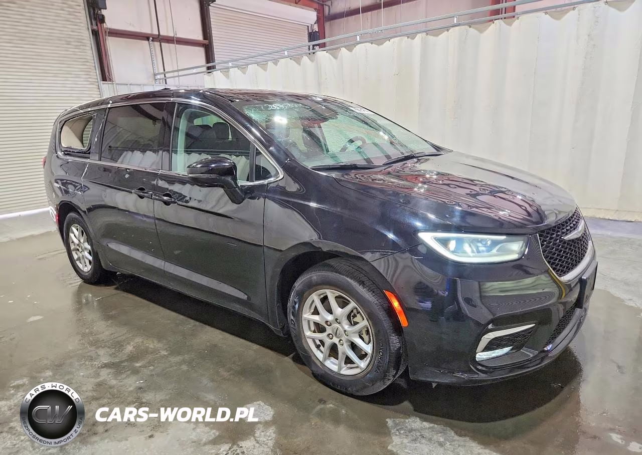 2024 Chrysler Pacifica Touring L VIN:2C4RC1BG4RR178818 - 4