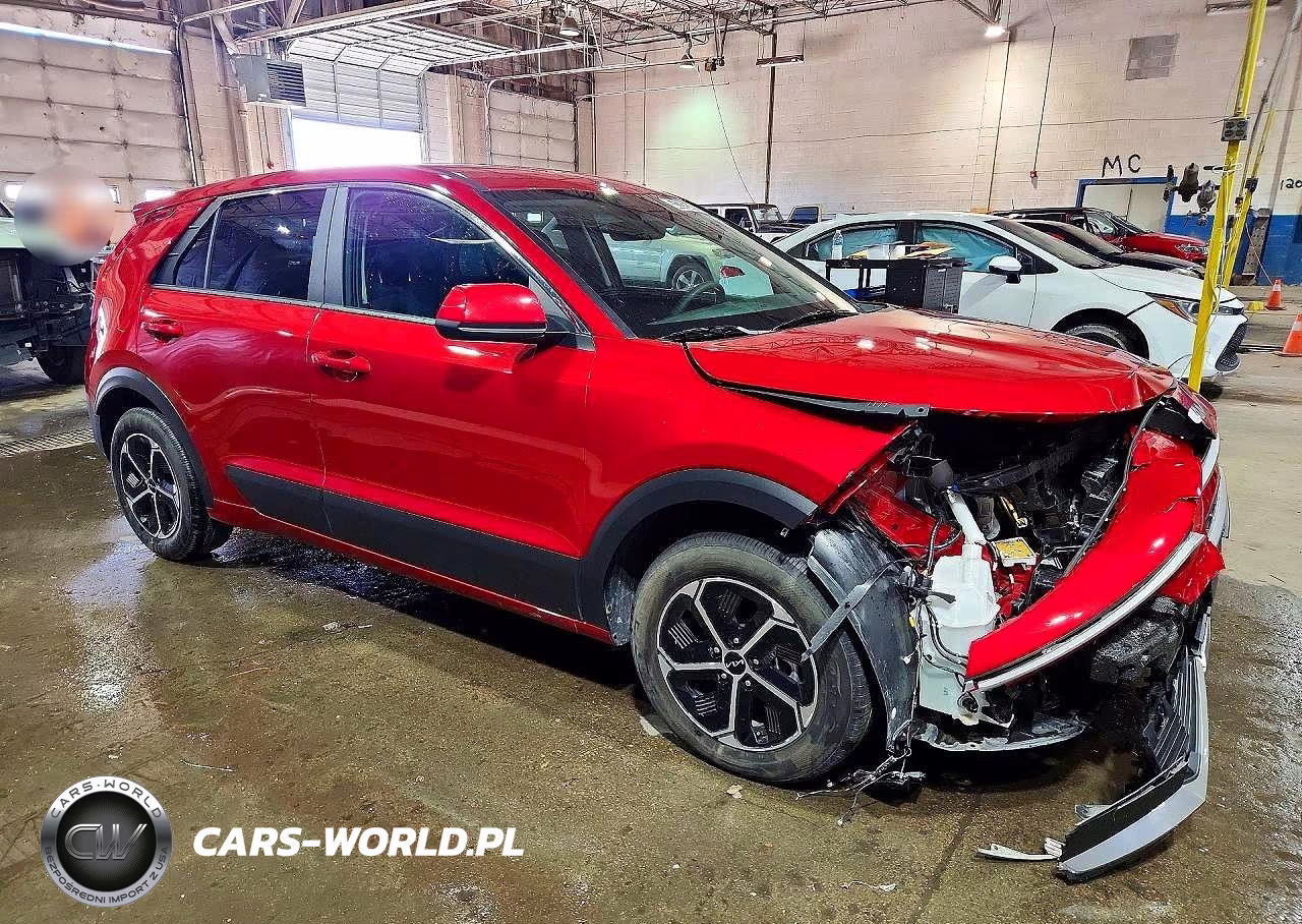 2026 Kia Niro Lx VIN:KNDCP3LE5T5327924 - 4
