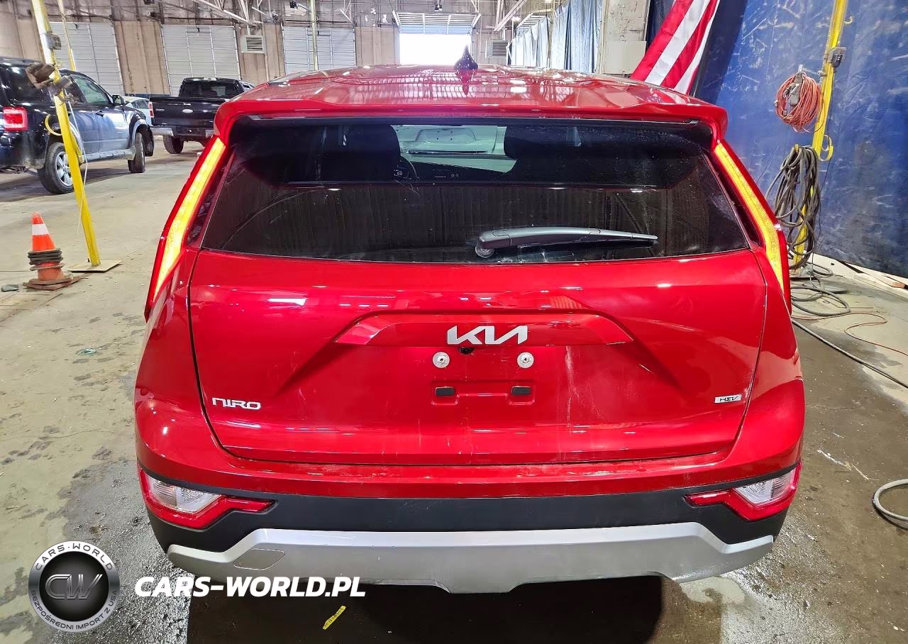 2026 Kia Niro Lx VIN:KNDCP3LE5T5327924 - 6
