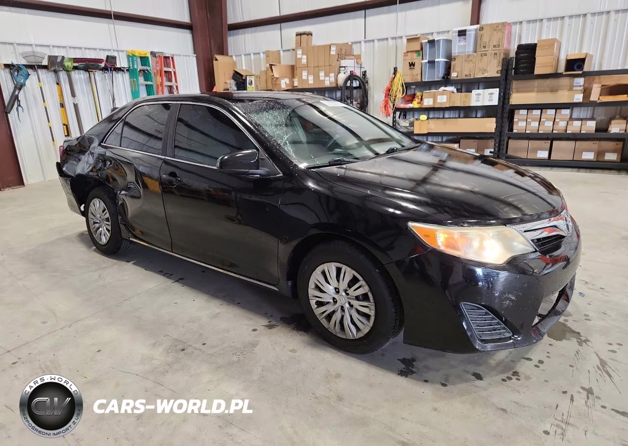 2014 Toyota Camry Le VIN:4T4BF1FK1ER437593 - 4