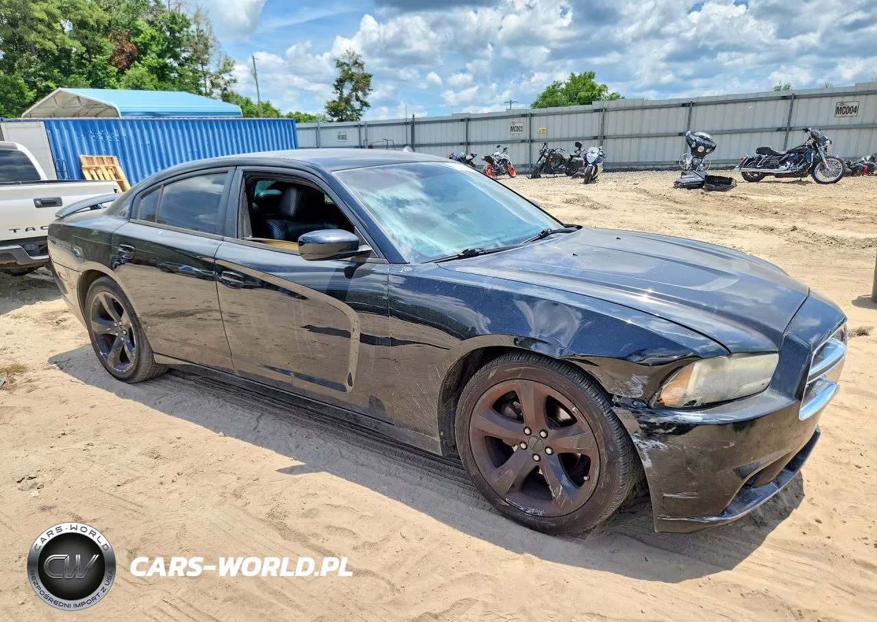 2014 Dodge Charger VIN:2C3CDXHG0EH323404 - 4