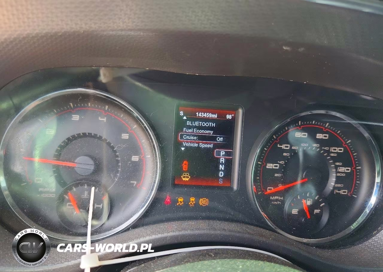 2014 Dodge Charger VIN:2C3CDXHG0EH323404 - 9