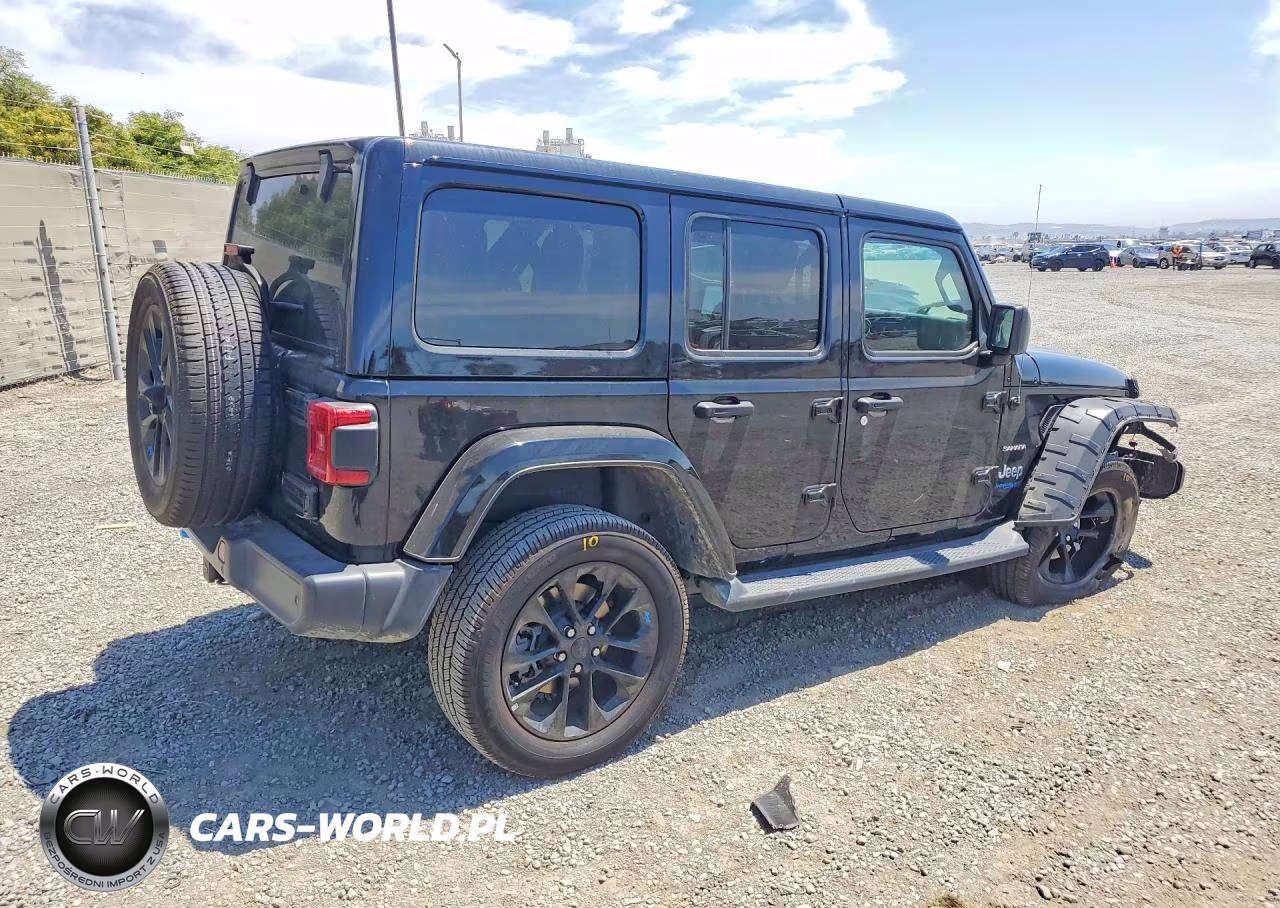 2022 Jeep Wrangler Unlimited Sahara 4Xe VIN:1C4JJXP67NW211575 - 3