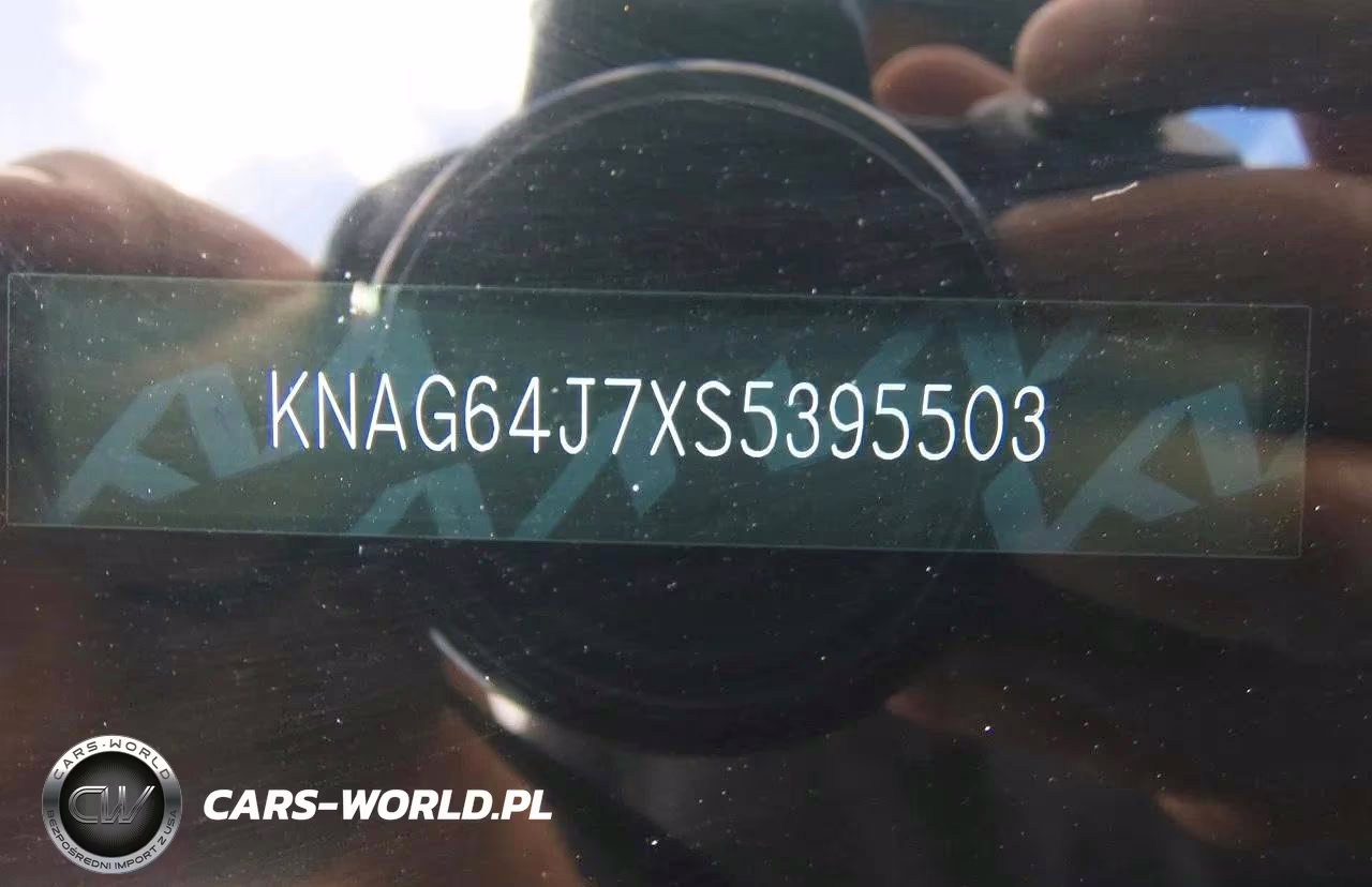 2025 Kia K5 Gt Line VIN:KNAG64J7XS5395503 - 10