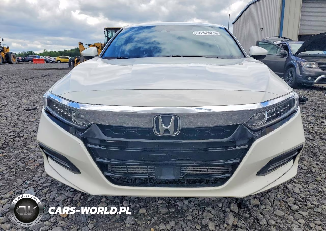 2018 Honda Accord Sport VIN:1HGCV1F35JA085470 - 5