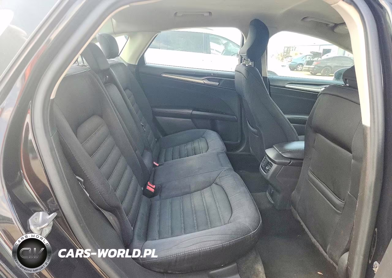 2015 Ford Fusion Se VIN:3FA6P0H71FR167683 - 10