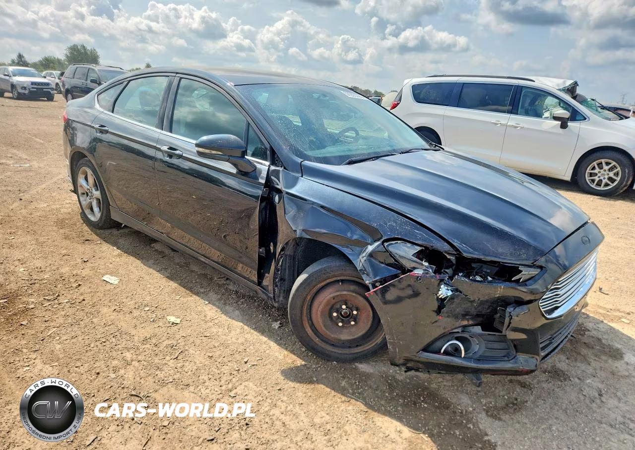2015 Ford Fusion Se VIN:3FA6P0H71FR167683 - 4